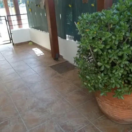 Large Ground Floor 2 Bedrooms American Academy Cy Appartamento *