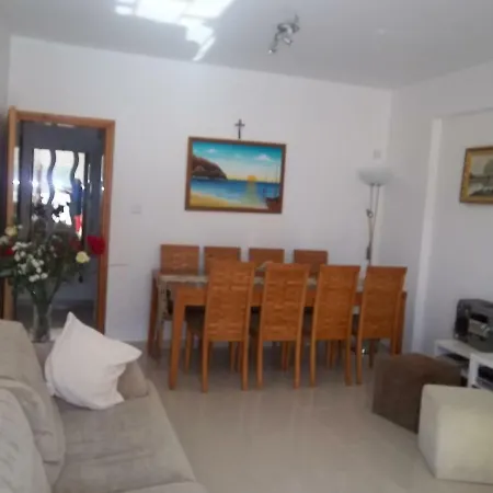 Large Ground Floor 2 Bedrooms American Academy Cy * Larnaca