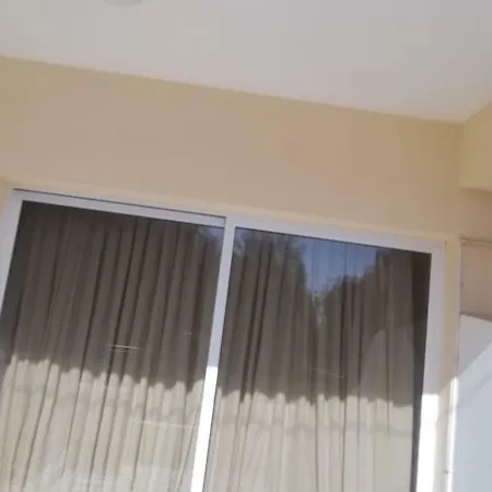 Appartamento Large Ground Floor 2 Bedrooms American Academy Cy